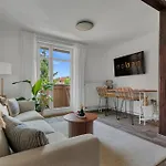 Tiny - Innenstadt - Balkon - Smart Tv Apartman