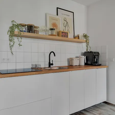 Appartement Tiny - Innenstadt - Balkon - Smart Tv *
