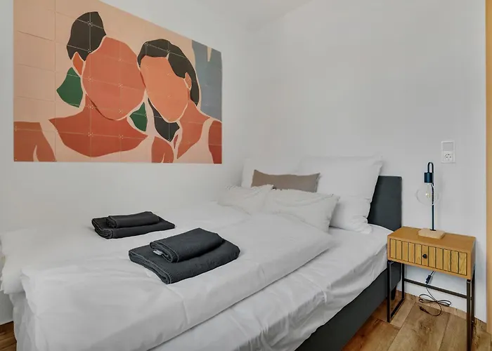 Tiny - Innenstadt - Balkon - Smart Tv